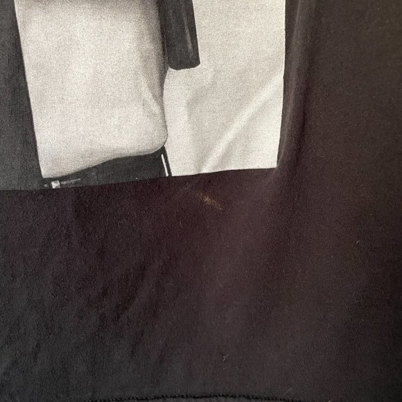 Marvel Captain Marvel Nick Fury Sz. Medium Black and White Imaged Graphic Shirt - Picture 6 of 6